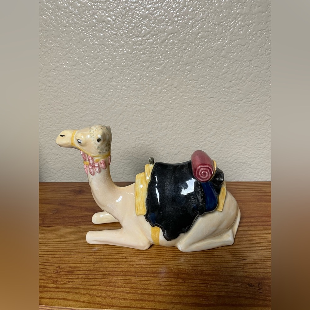 Ceramic Camel Decor - Picture 3 of 13